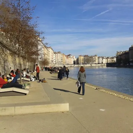 公寓 Pierre Scize Sur La Saone 里昂